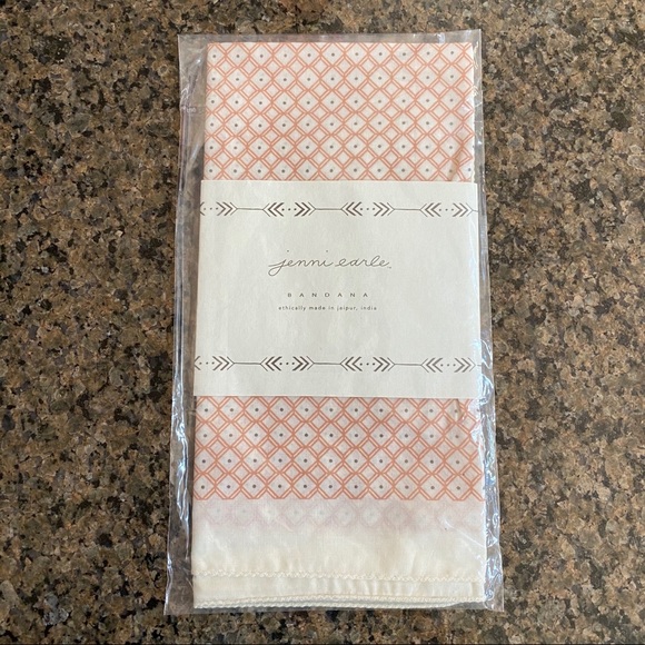 Accessories - Causebox Spring 2020 Jenni Earle bandana